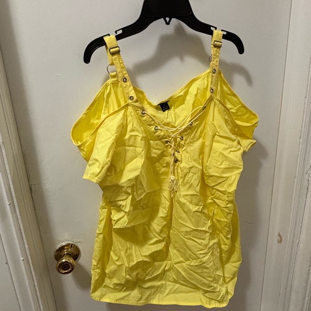 Yellow shirt